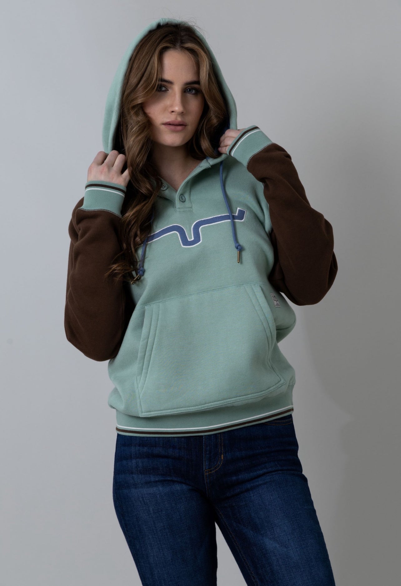 売れ筋商品|||マウンテンハードウェア パーカー・スウェットシャツ アウター レディース Desert Check Pullover Crew Sweatshirt - Women's Hardwear Grey Heather Women's Hoodies & Sweatshirts | Mountain Hardwear Outlet