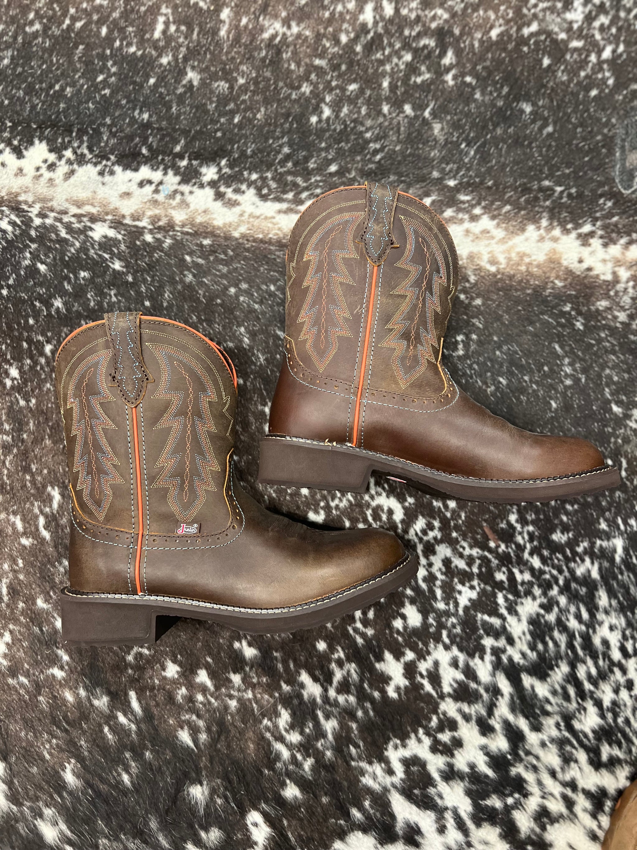 Women’s Justin Lyla Boot - Main Image