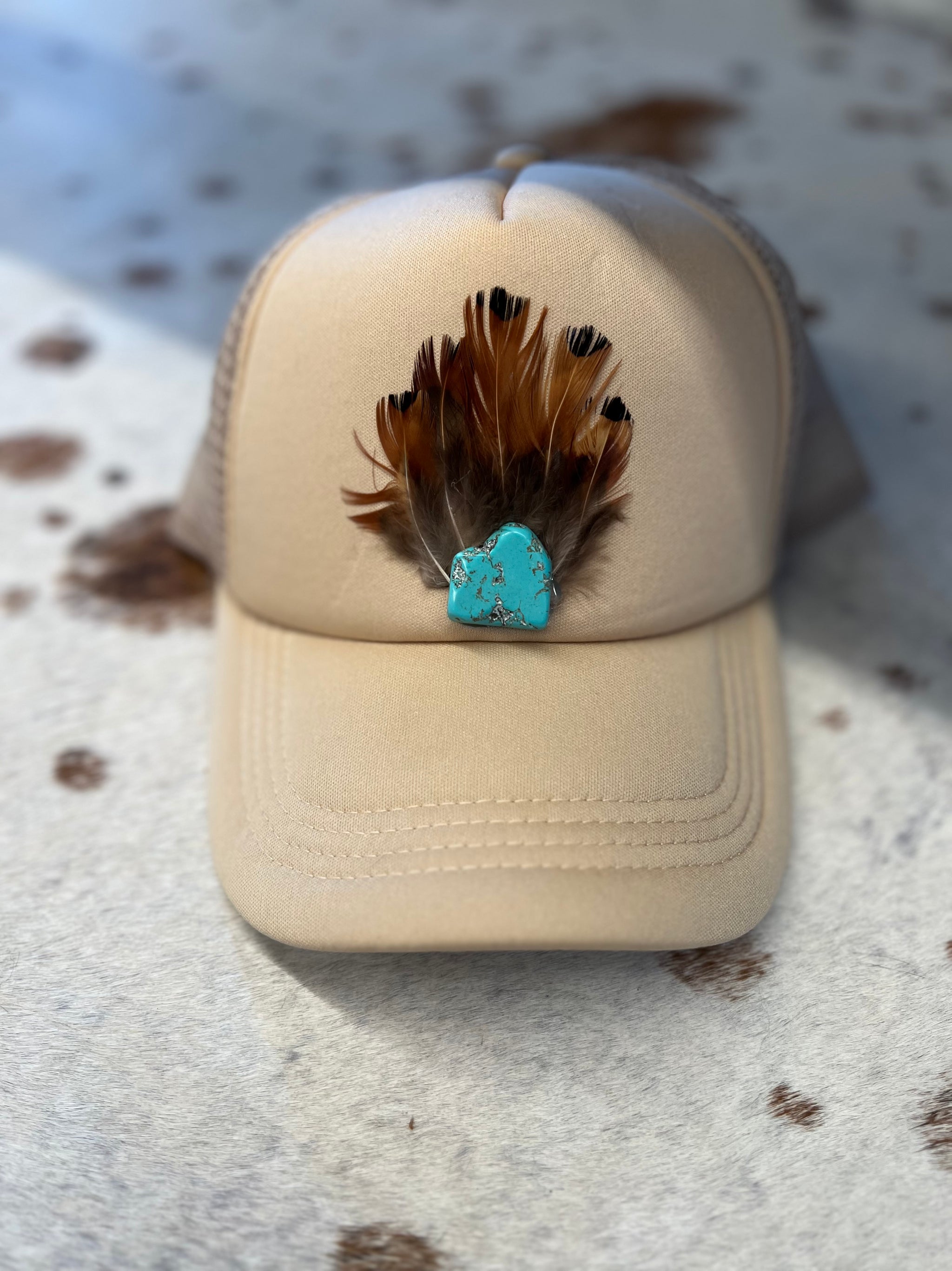 F7 Boho Feather Trucker Hat Feather Trucker Hat: Turquoise Bead, Western Cowgirl Boho  main image 3